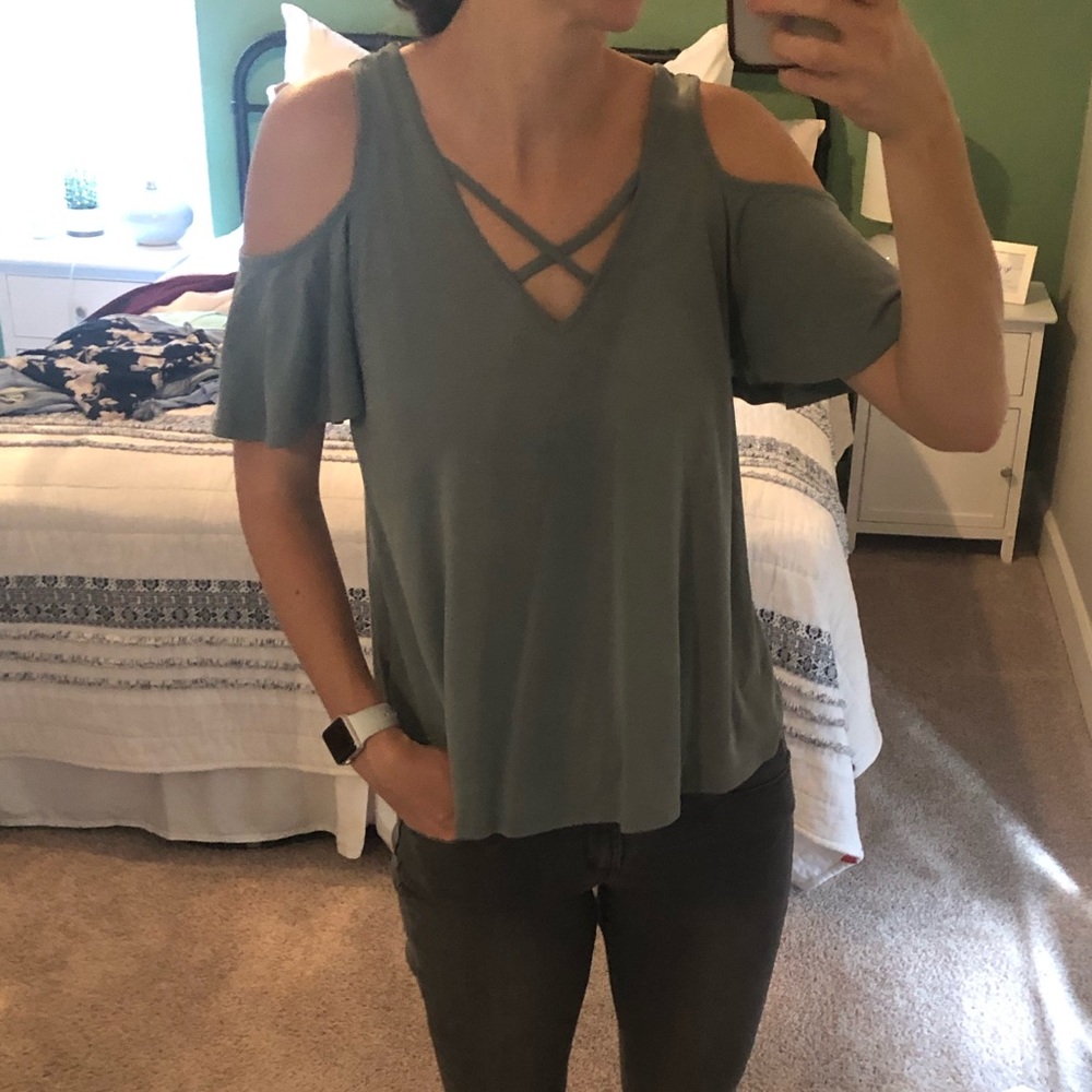 Sienna Sky Sea Foam Green Top